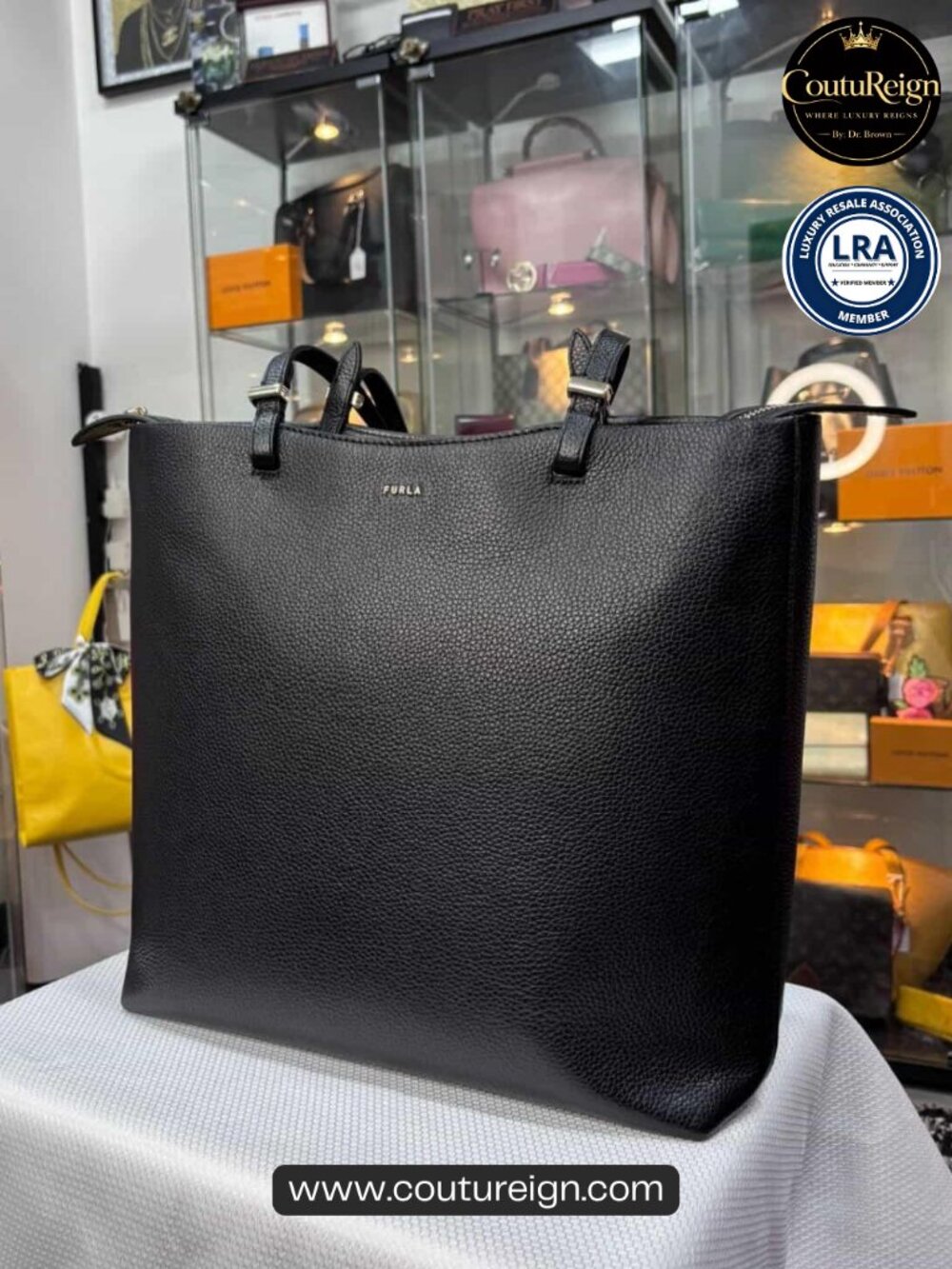 Furla – Ava Large Tote in Black Pebbled Leather